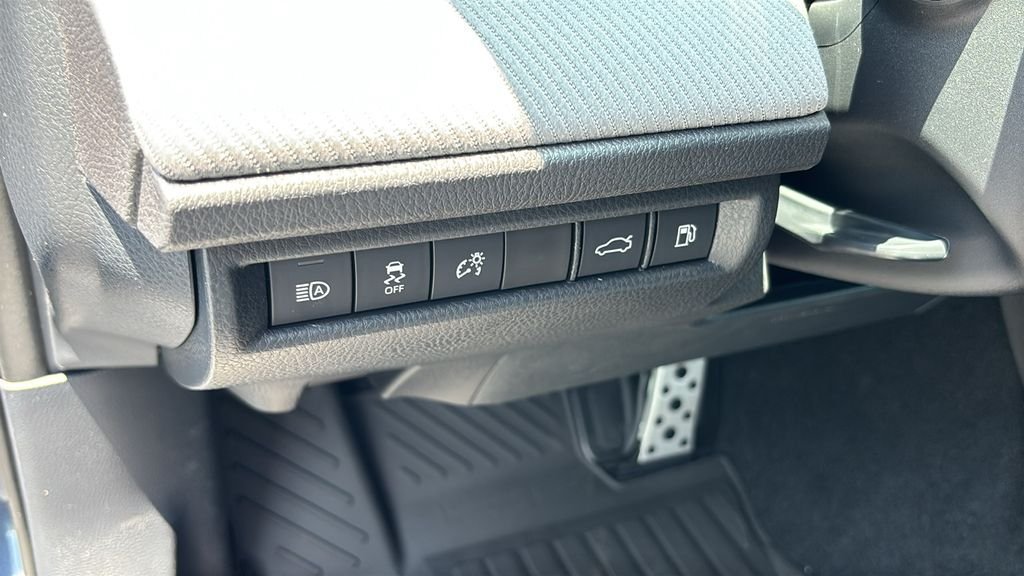 New 2026 Toyota Camry SE FWD image 13