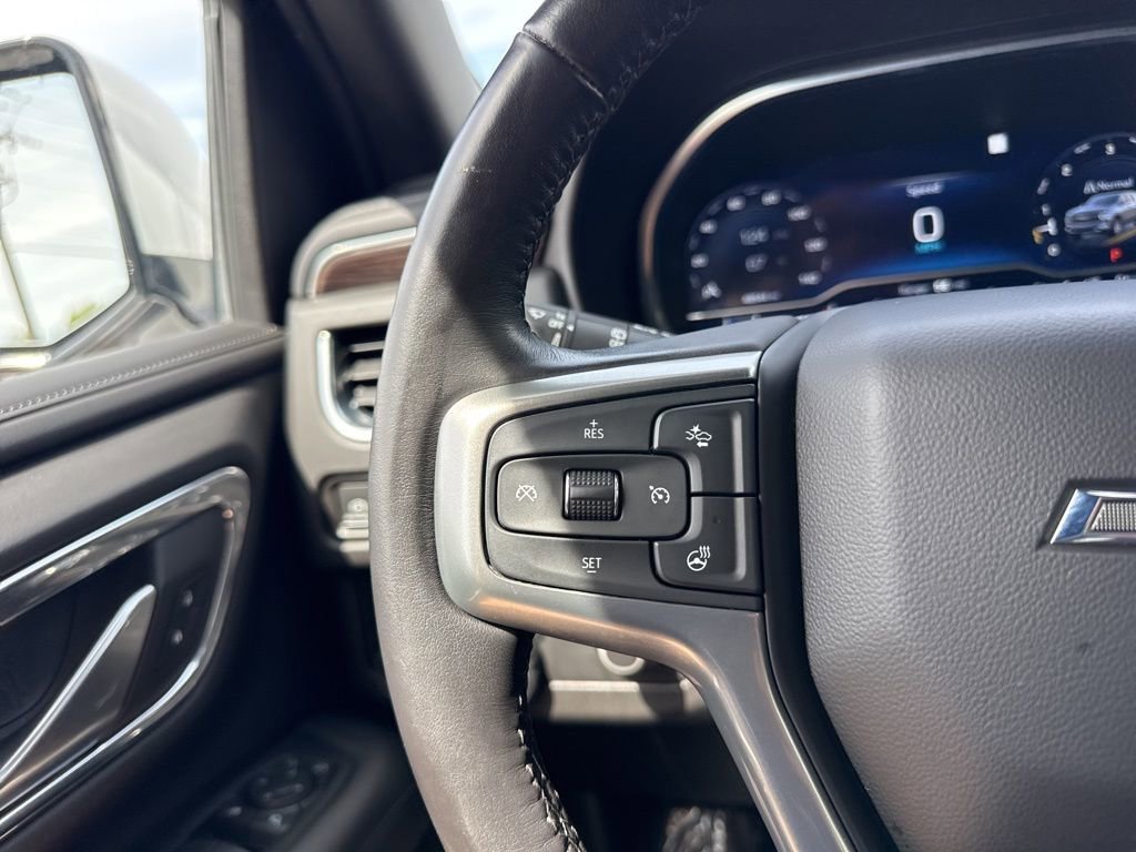 Used 2022 Chevrolet Tahoe Z71 w/ Luxury Package image 18