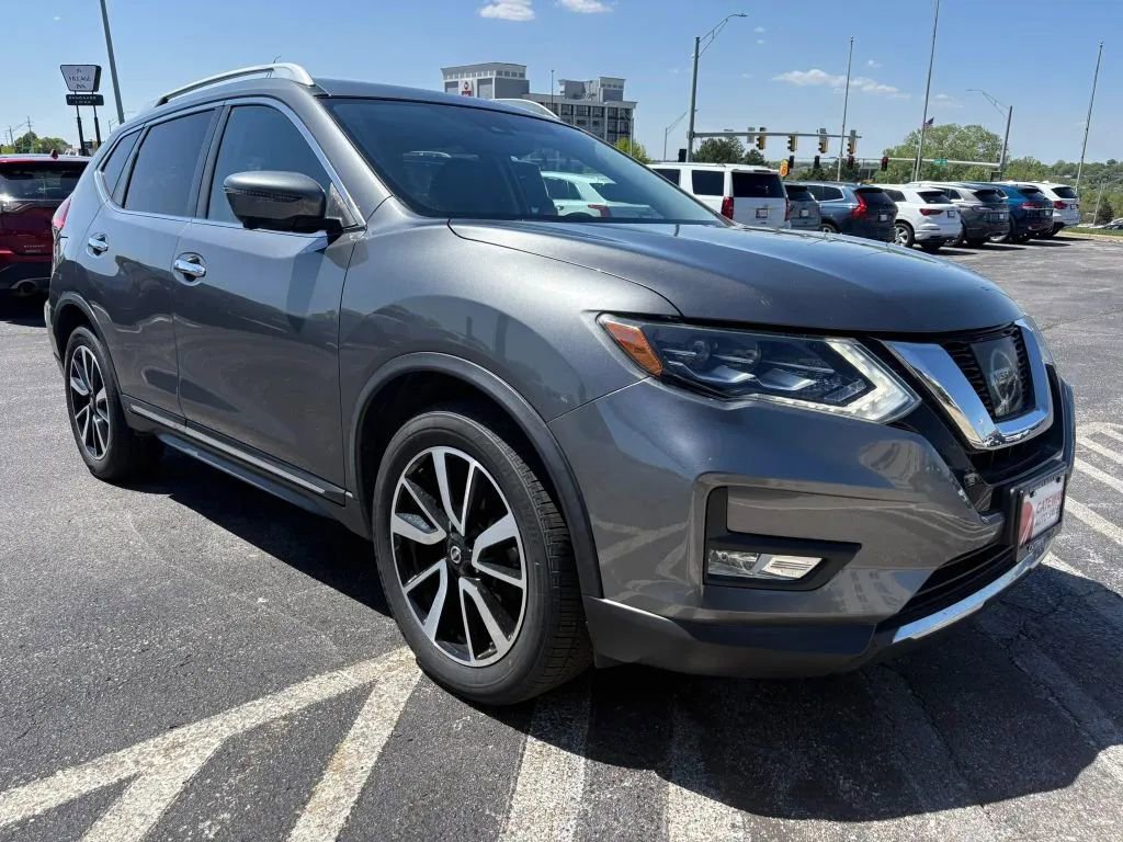 Used 2017 Nissan Rogue SL w/ SL Premium Package AWD/4WD image 7