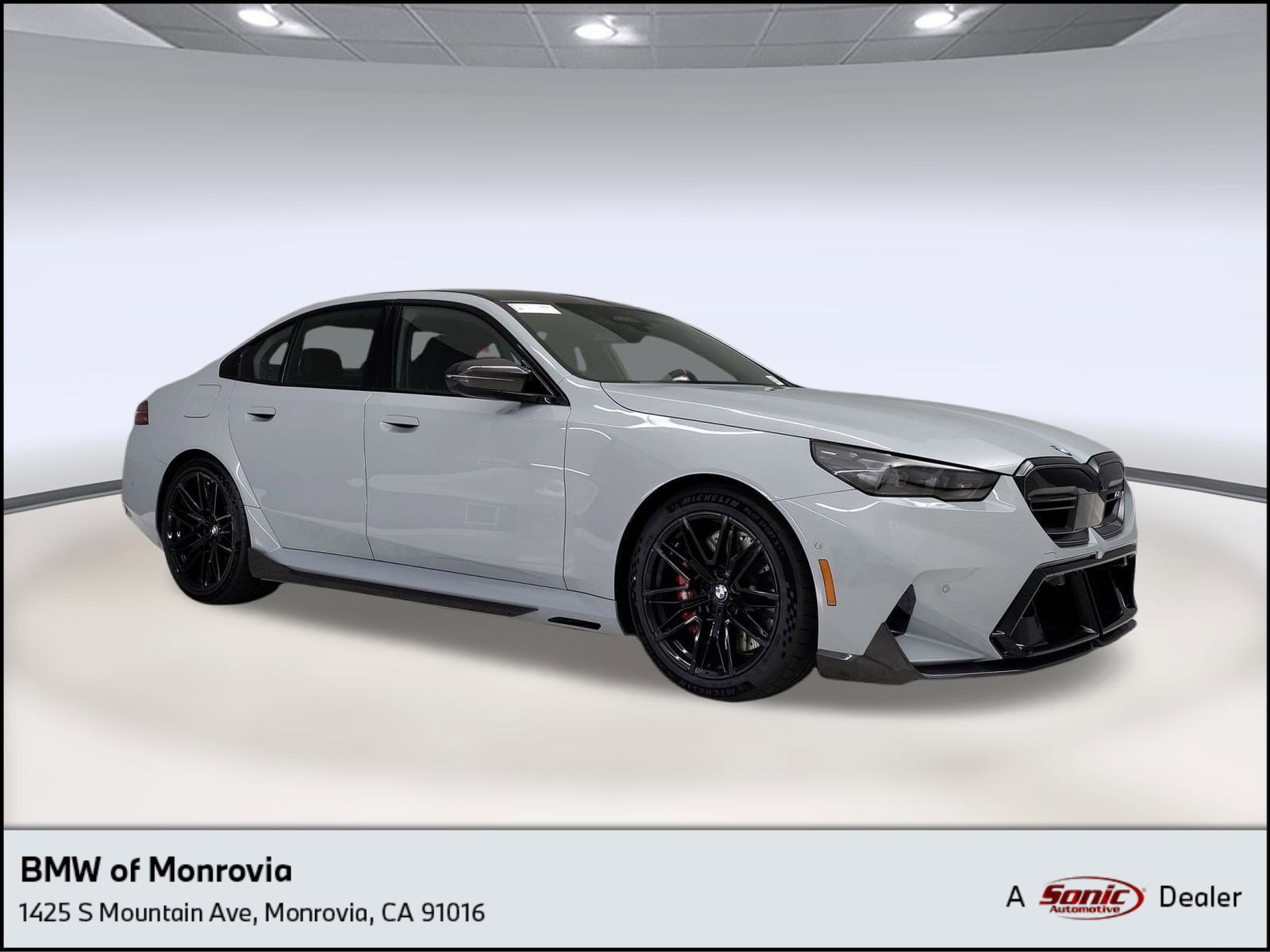New 2026 BMW M5 w/ Carbon Package image 1