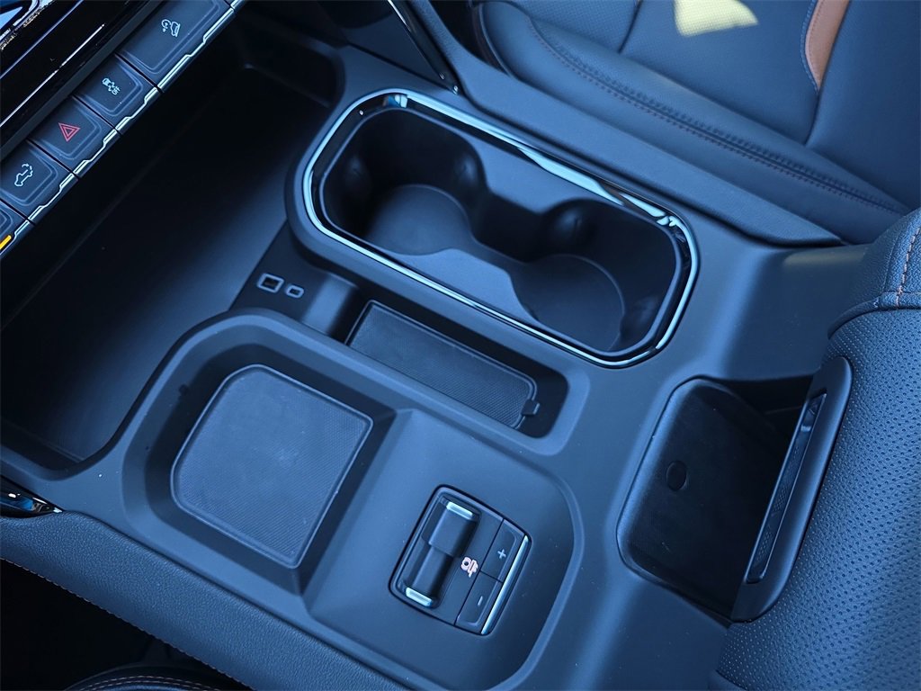 New 2026 GMC Sierra 2500 AT4 w/ AT4 Premium Plus Package image 23