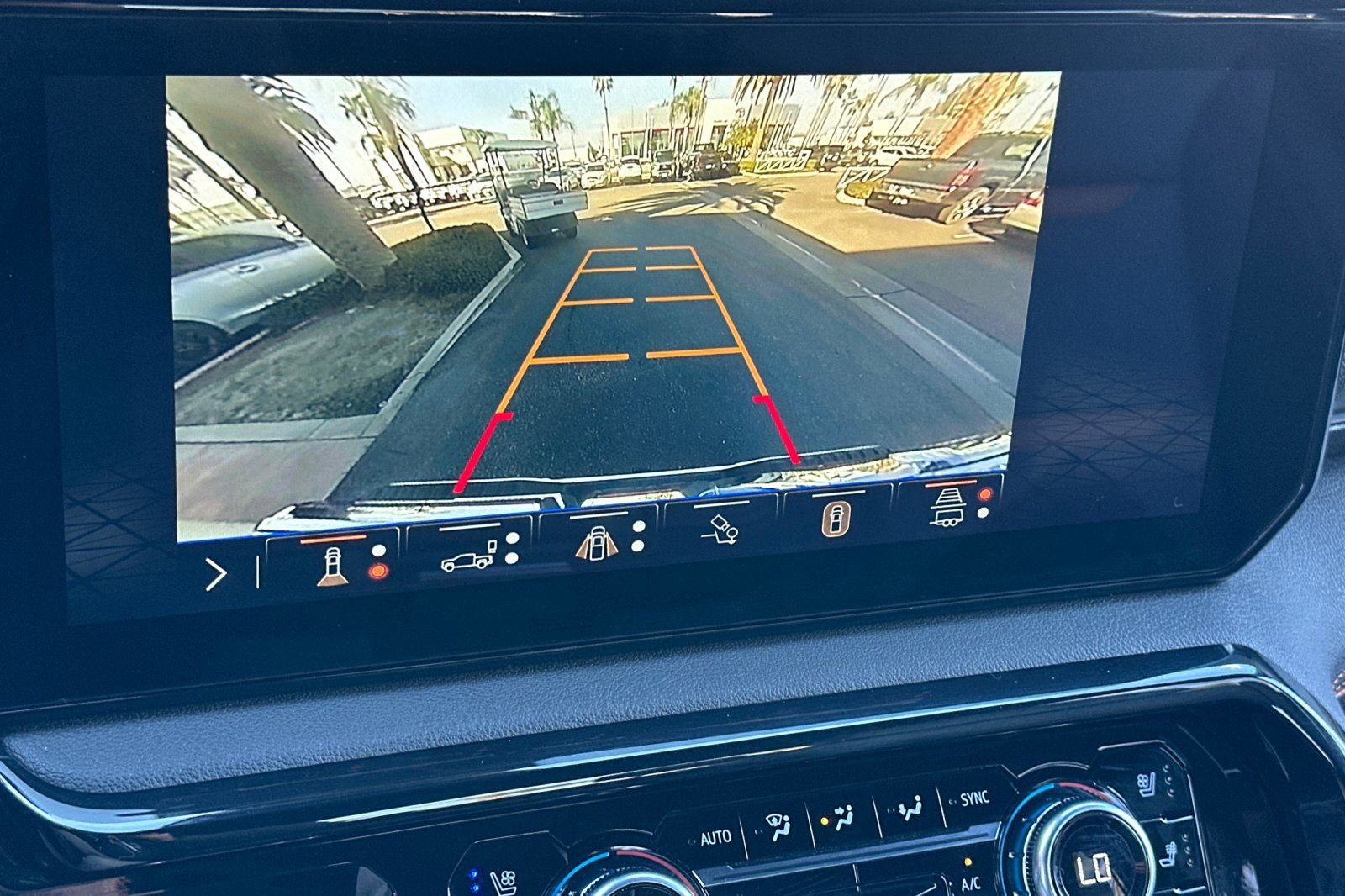 Certified 2025 GMC Sierra 1500 AT4 image 19