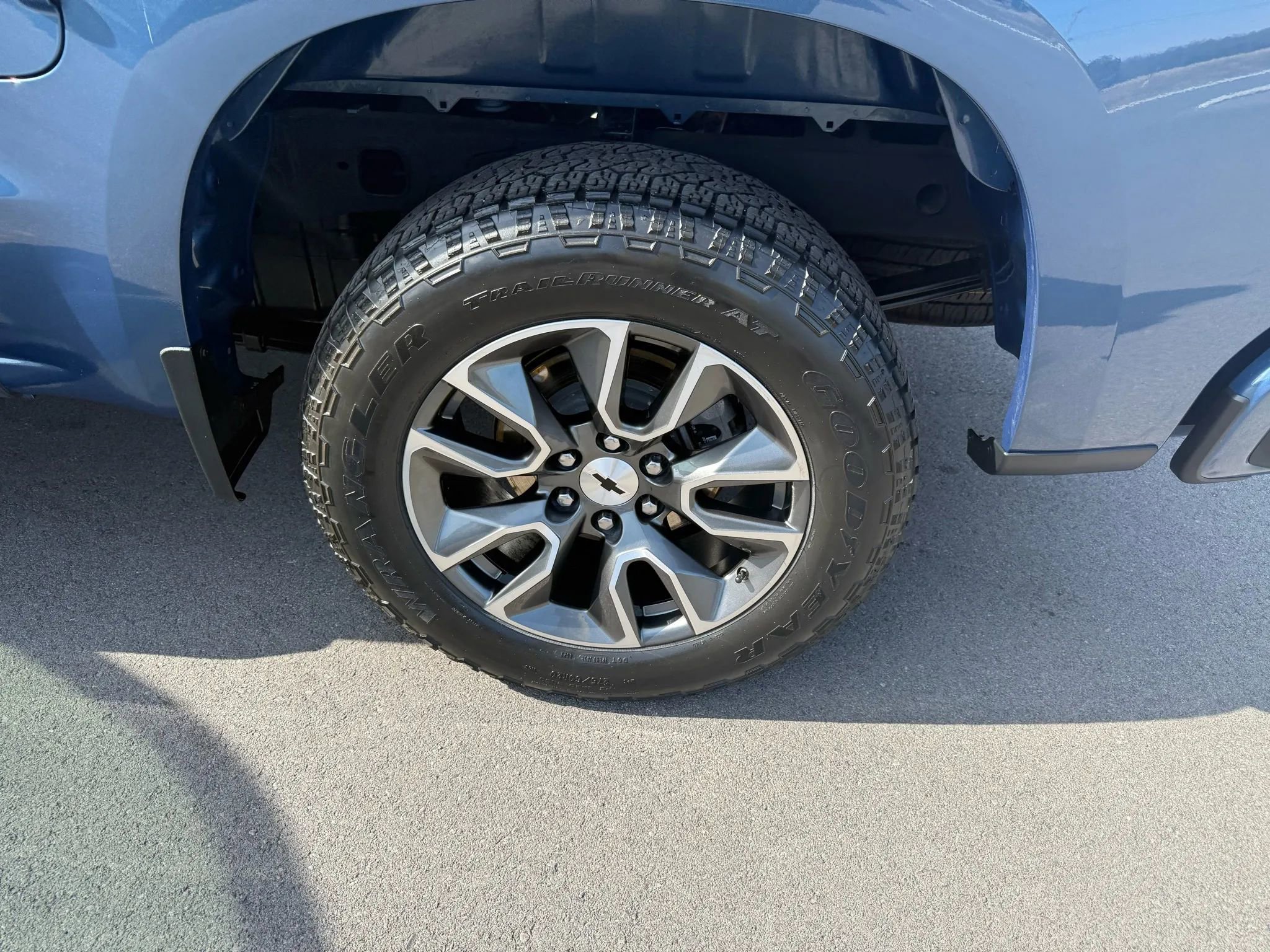 Used 2024 Chevrolet Silverado 1500 RST w/ Convenience Package II image 20