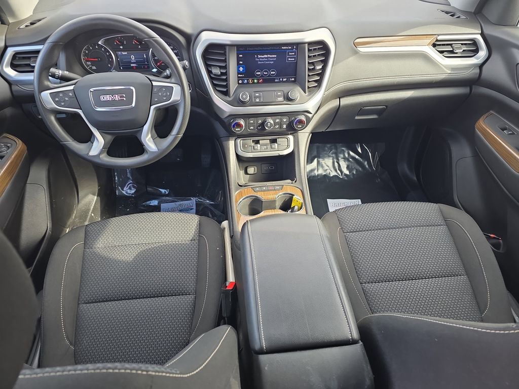 Used 2023 GMC Acadia SLE image 14