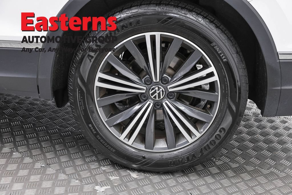 Used 2024 Volkswagen Tiguan Wolfsburg Edition FWD image 32