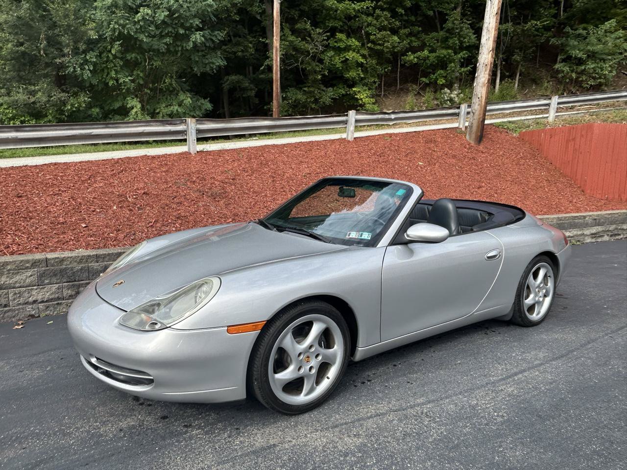 Used 1999 Porsche 911 Carrera 4 AWD/4WD image 2