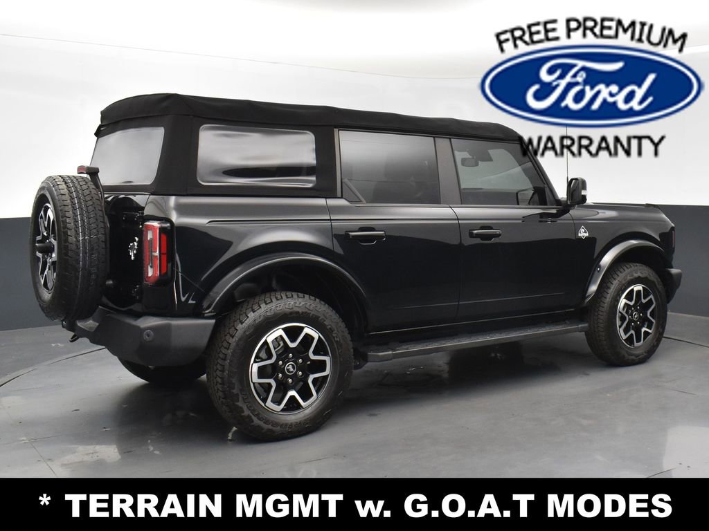 Used 2022 Ford Bronco Outer Banks image 9