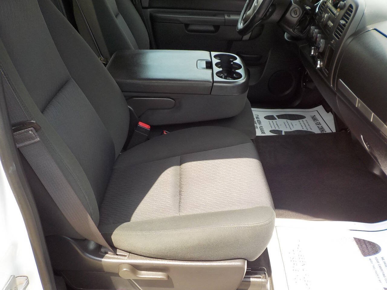 Used 2013 Chevrolet Silverado 1500 LT w/ Interior Plus Package AWD/4WD image 23