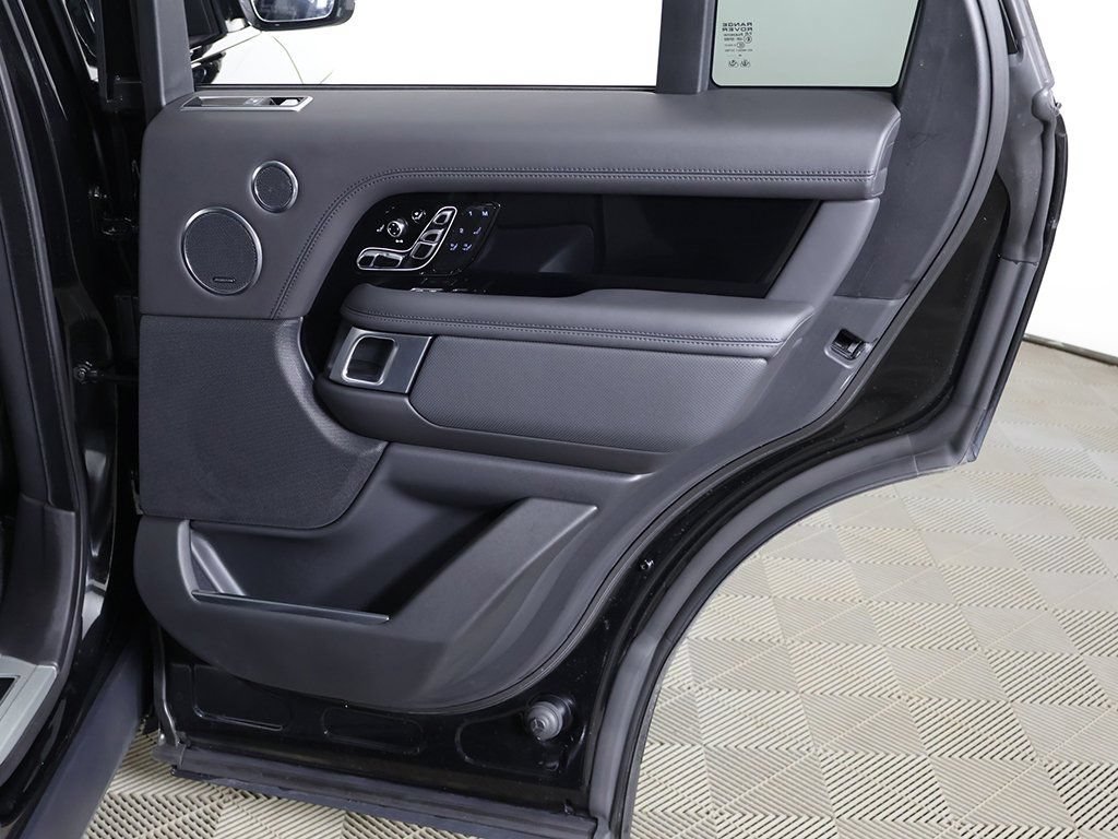 Used 2021 Land Rover Range Rover SV Autobiography Dynamic AWD/4WD image 32
