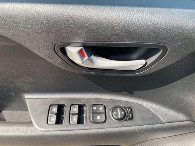 Used 2023 Kia Rio S image 12