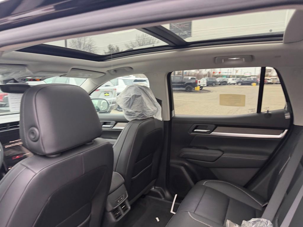 New 2026 GMC Terrain Denali w/ LPO, Floor Liner Package image 13