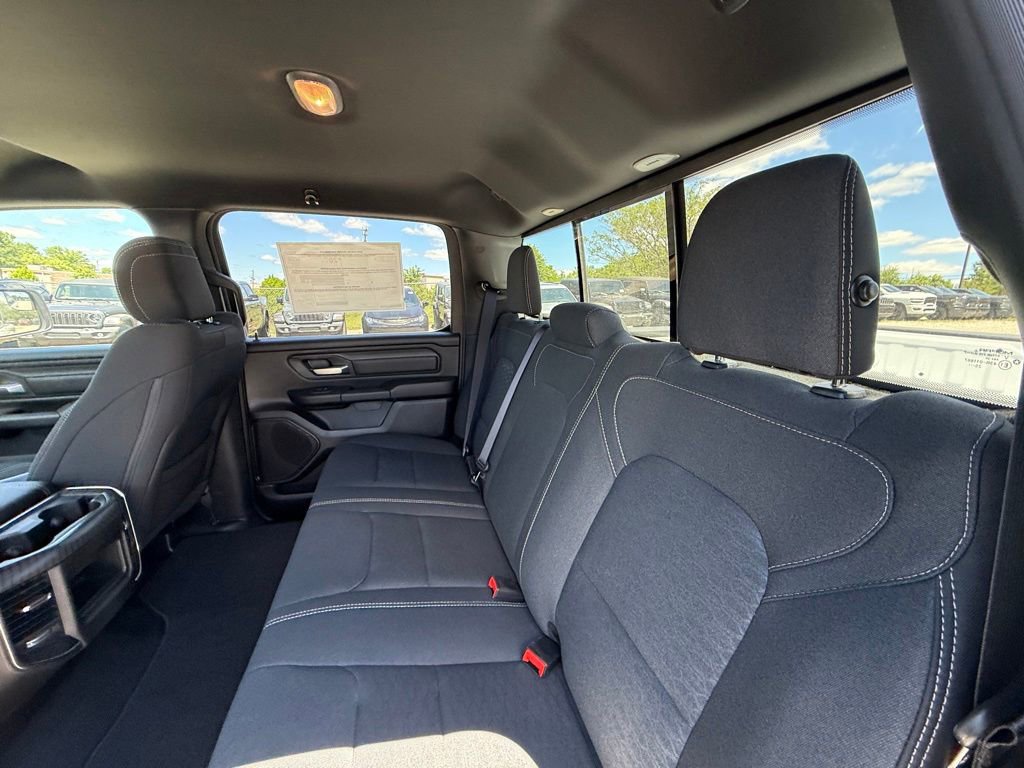 New 2026 RAM 1500 Express AWD/4WD image 25