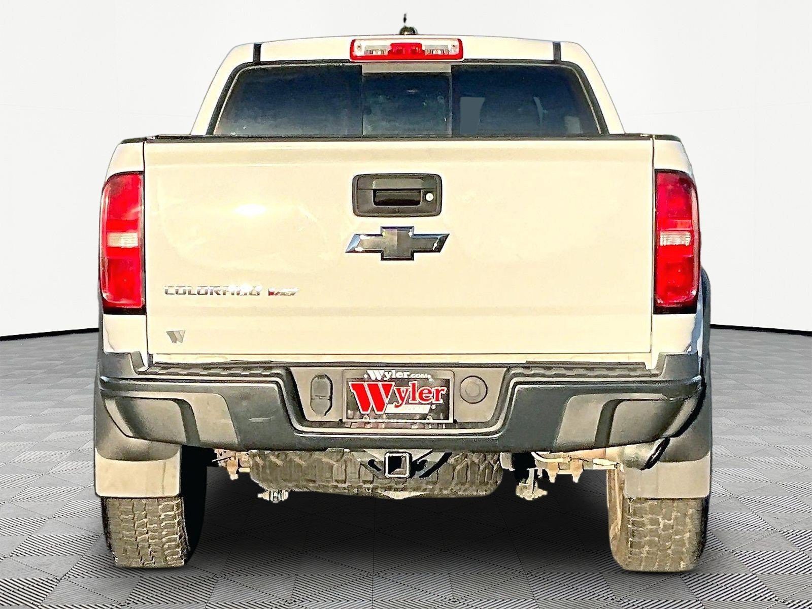 Used 2018 Chevrolet Colorado ZR2 w/ LPO, Door Decal Package AWD/4WD image 5