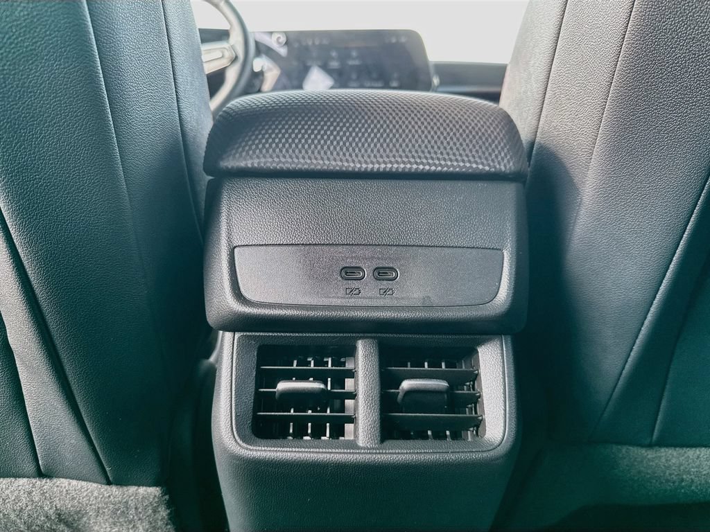 Used 2025 Chevrolet Equinox RS FWD image 22