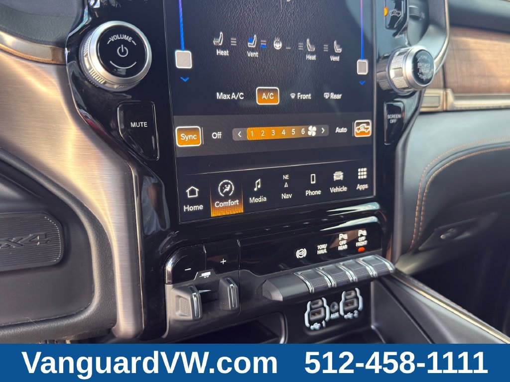 Used 2024 RAM 2500 Limited w/ Towing Technology Group AWD/4WD image 20