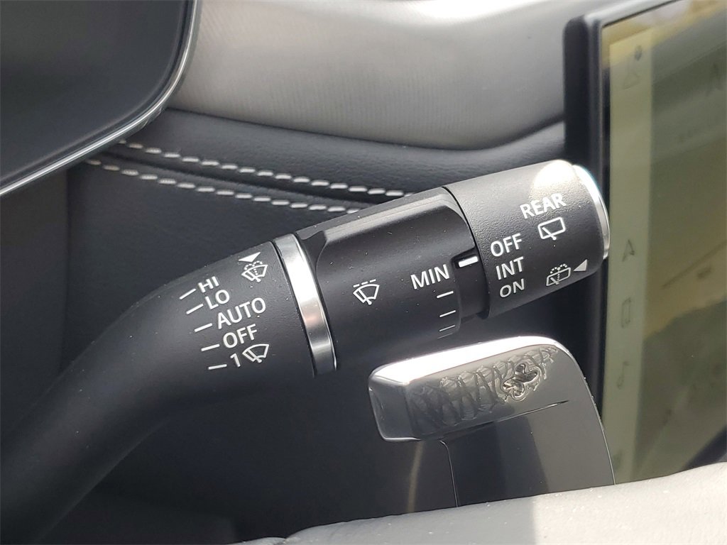 New 2025 Jaguar F-PACE R-Dynamic S image 18