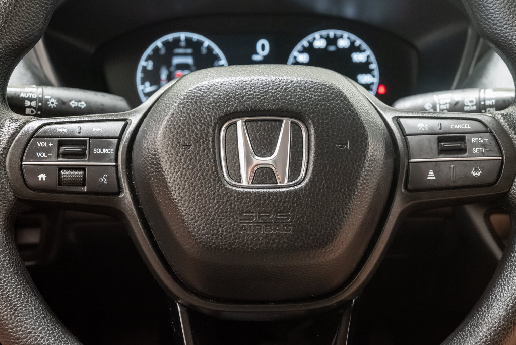 Used 2025 Honda HR-V LX image 14