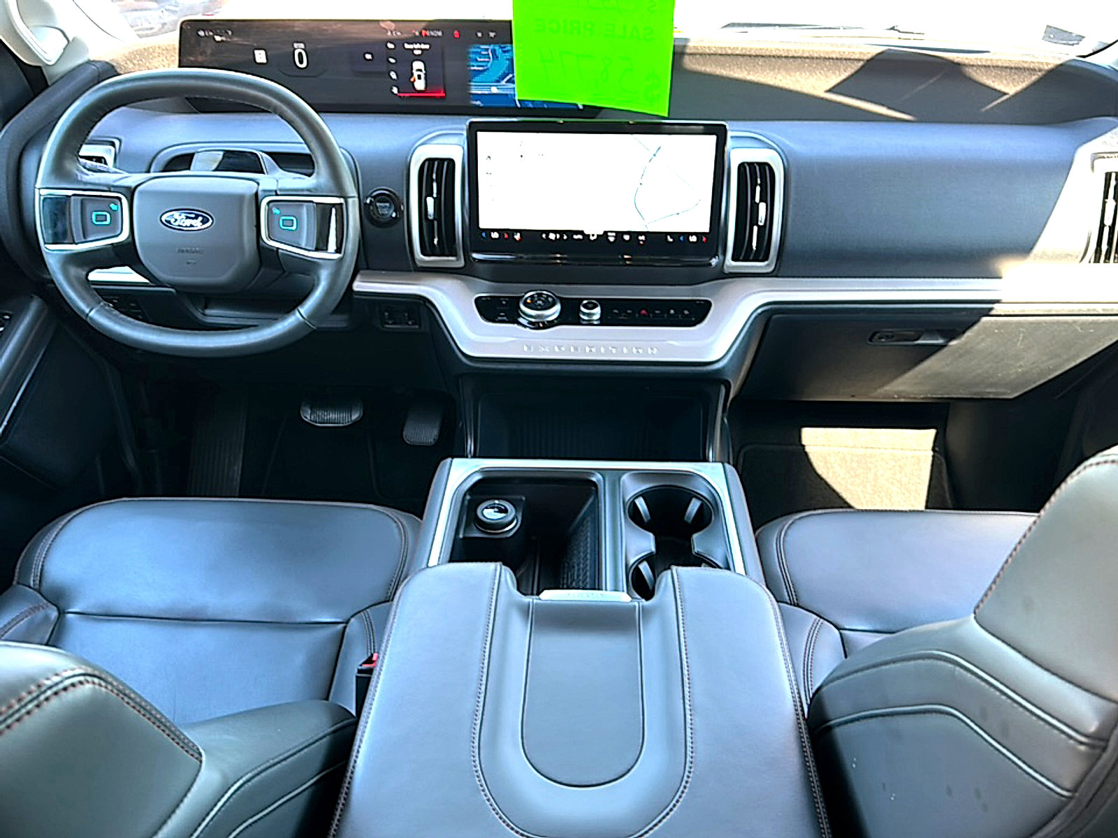 Used 2025 Ford Expedition Active AWD/4WD image 22