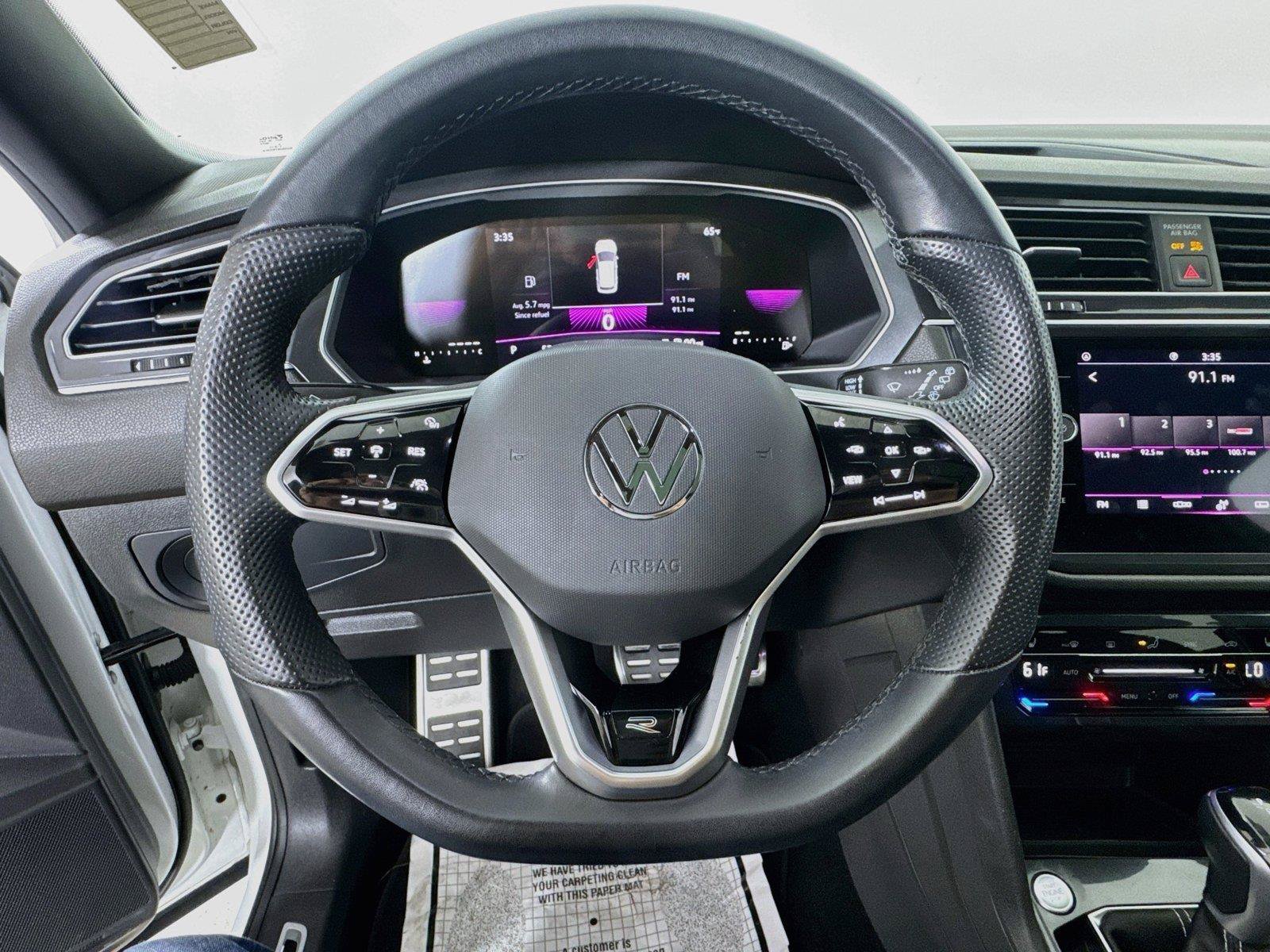 Certified 2023 Volkswagen Tiguan SE R-Line FWD image 11