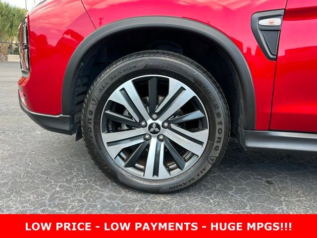 Used 2020 Mitsubishi Outlander Sport ES FWD image 9