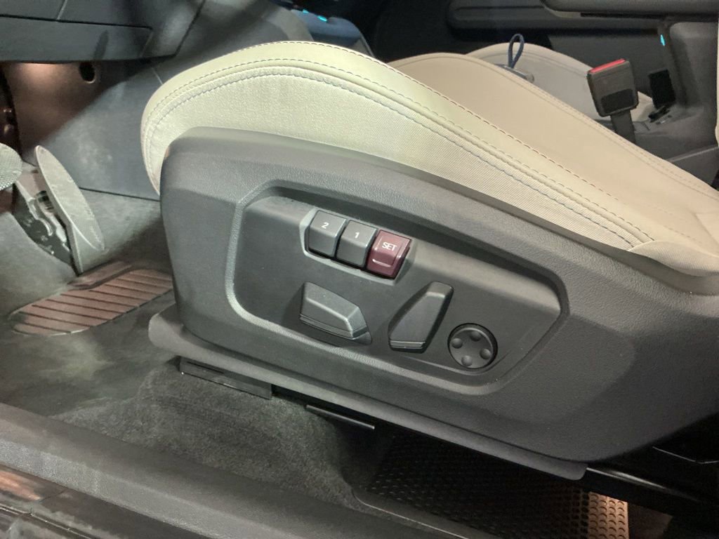 Certified 2025 MINI Cooper Countryman S AWD/4WD image 17