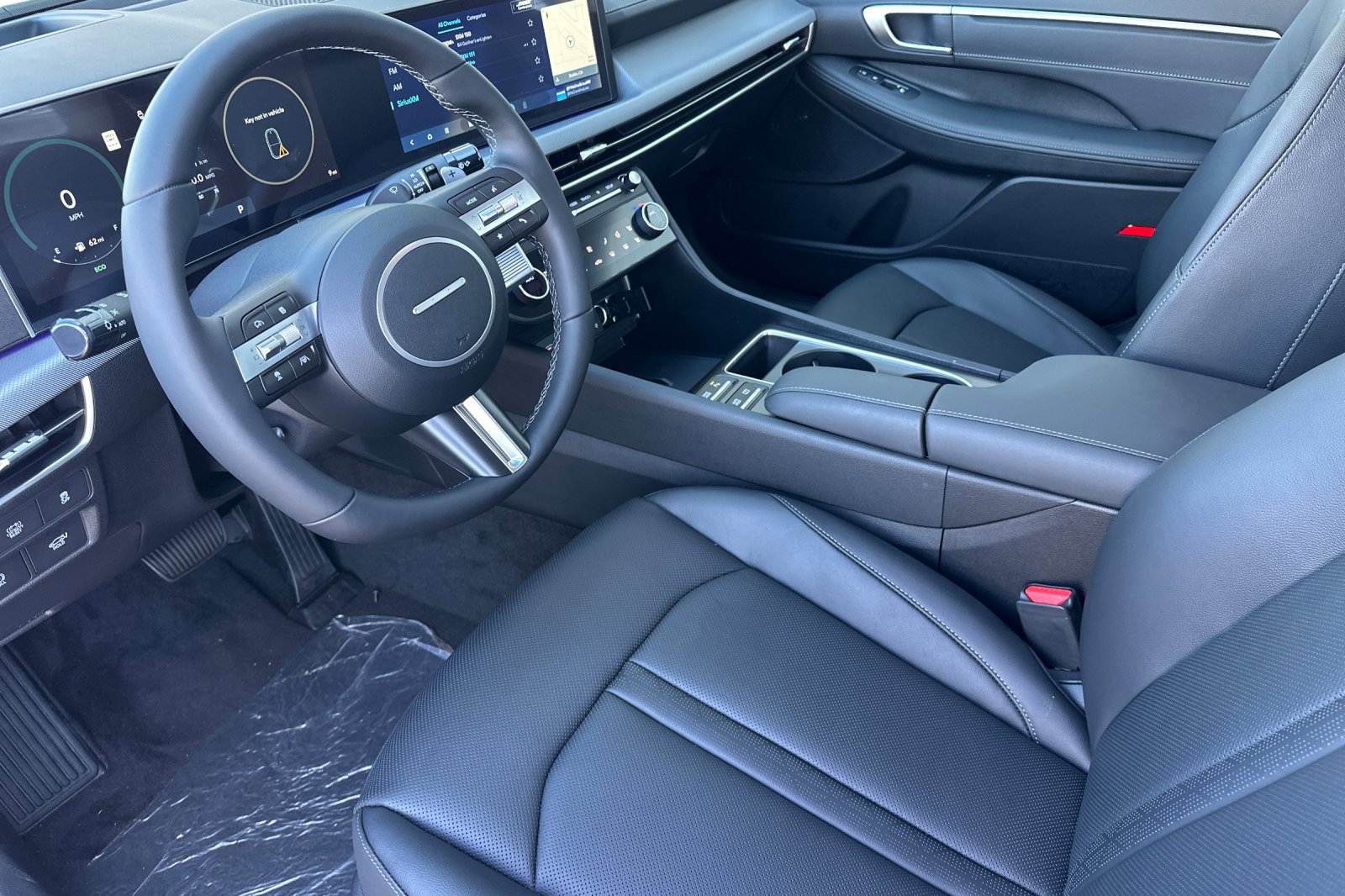 New 2026 Hyundai Sonata Limited FWD image 11