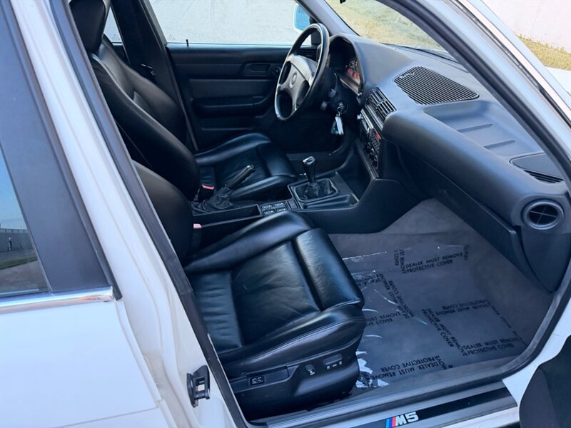 Used 1991 BMW M5 RWD image 37