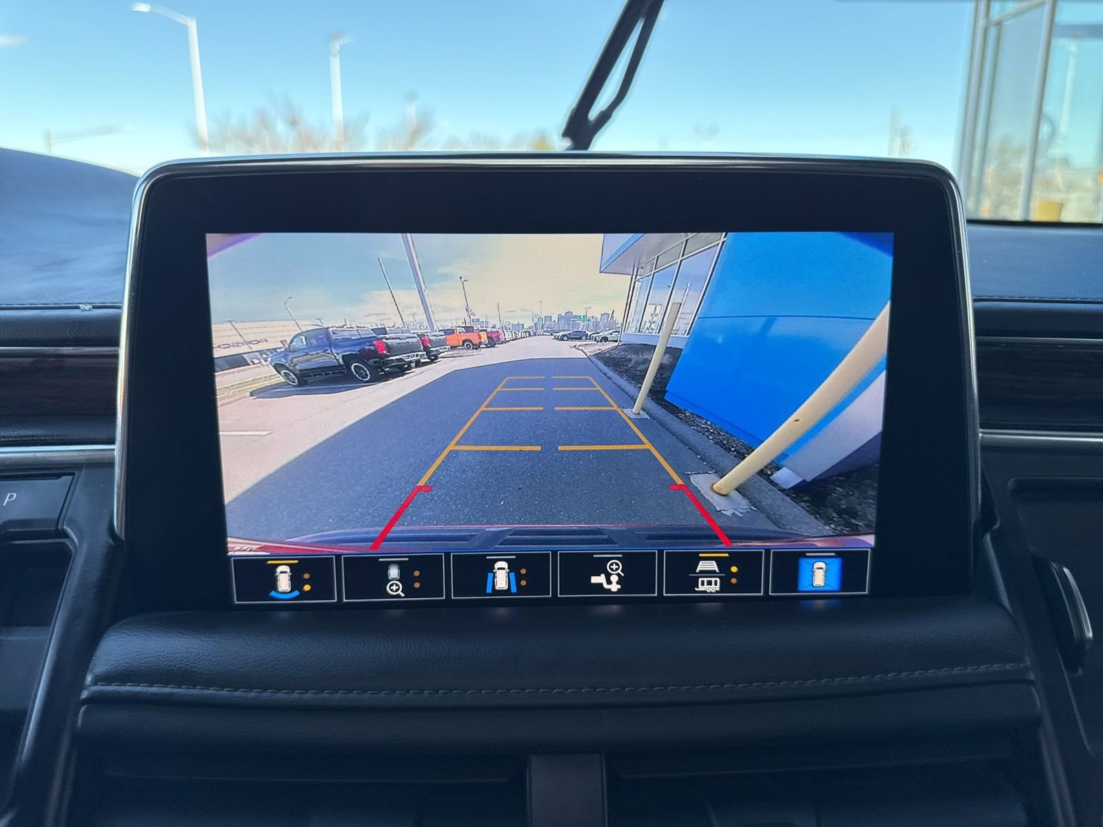 Used 2021 Chevrolet Tahoe High Country image 26