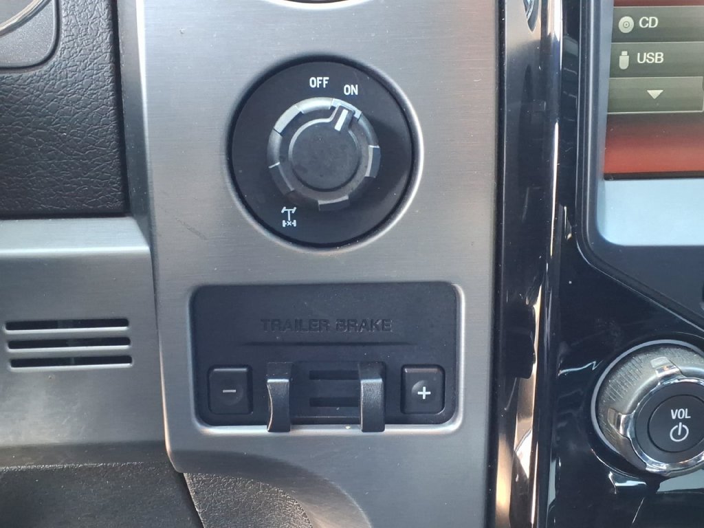 Used 2014 Ford F150 Limited RWD image 29