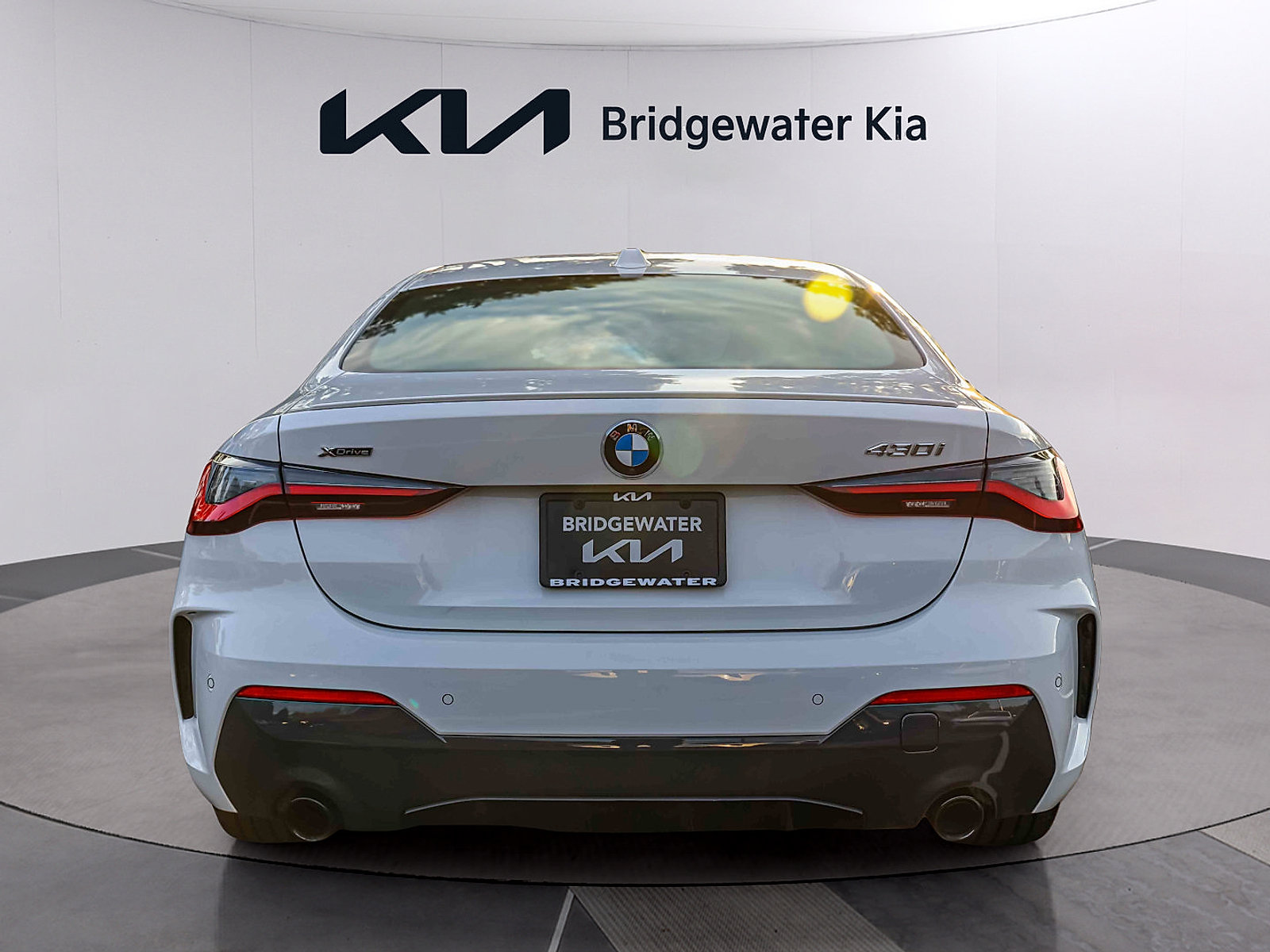 Used 2024 BMW 430i xDrive Coupe w/ M Sport Package AWD/4WD image 5