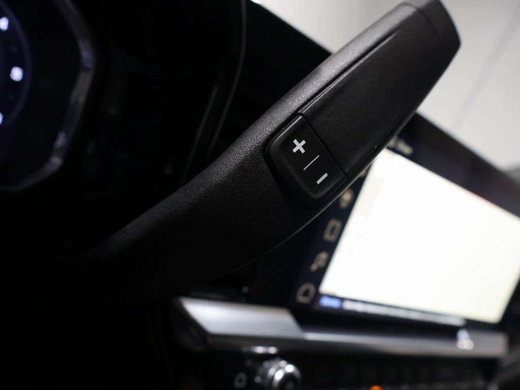 Used 2023 GMC Sierra 1500 SLT image 43