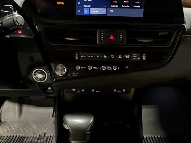 Used 2023 Lexus ES 350 w/ Premium Package FWD image 21