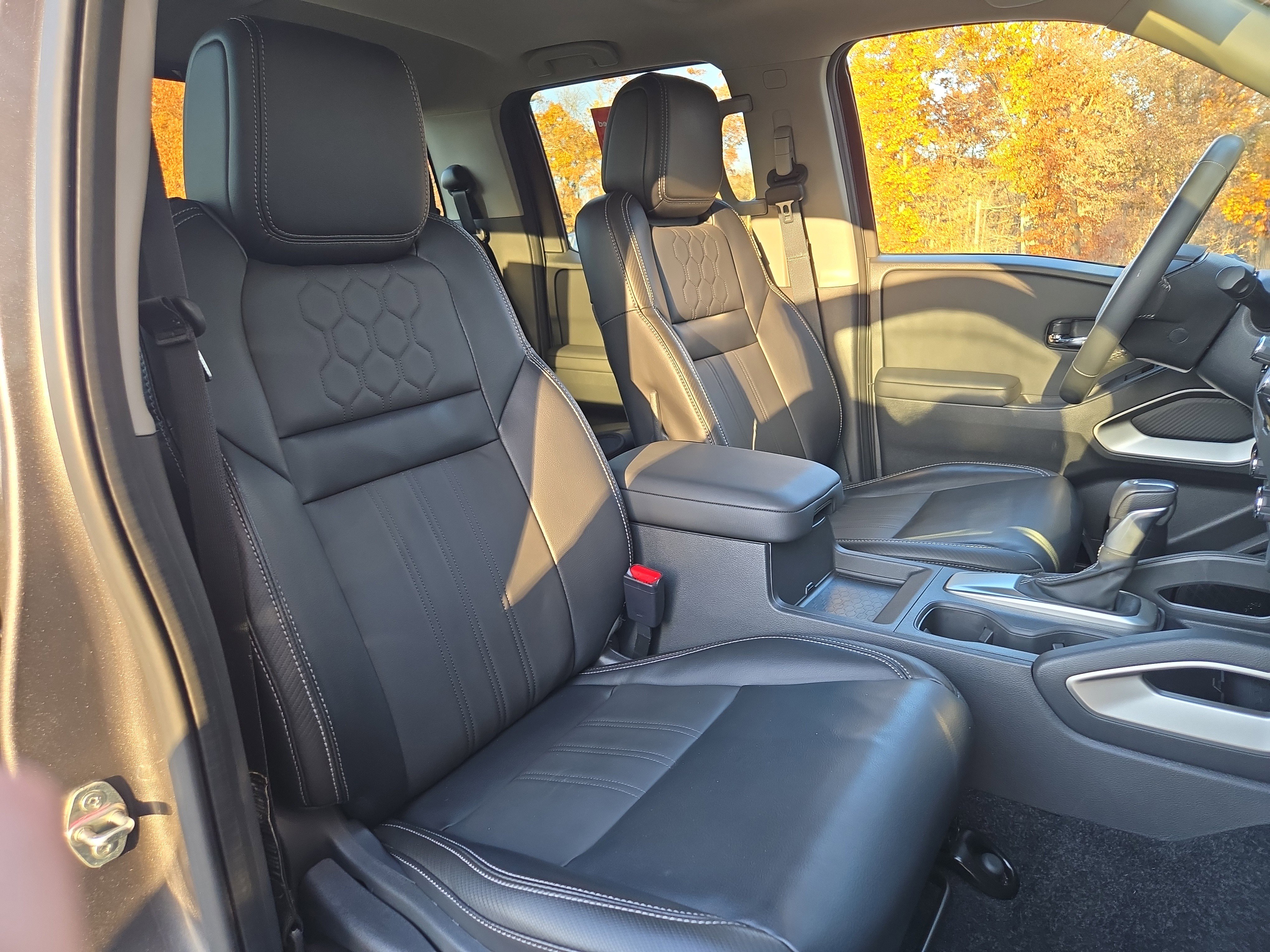 Certified 2024 Nissan Frontier SL w/ Technology Package image 25