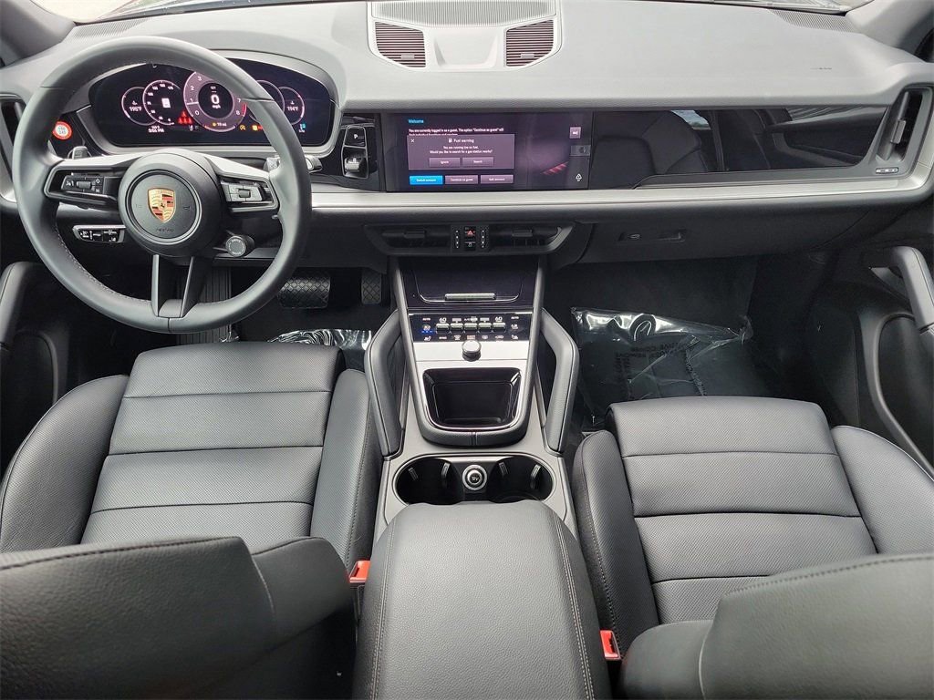 Certified 2025 Porsche Cayenne image 20