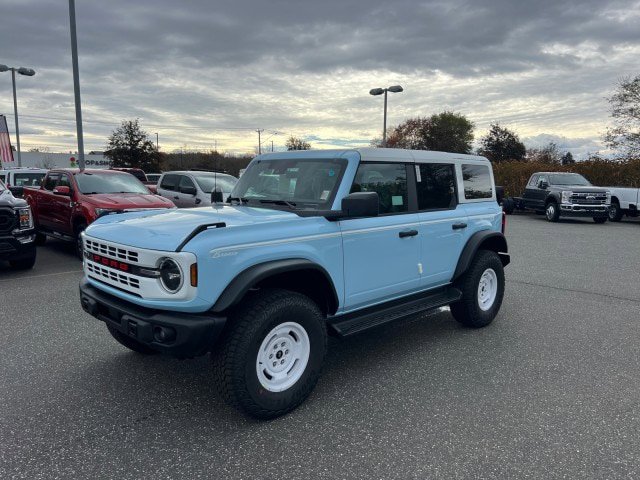 New 2025 Ford Bronco Heritage Edition image 10