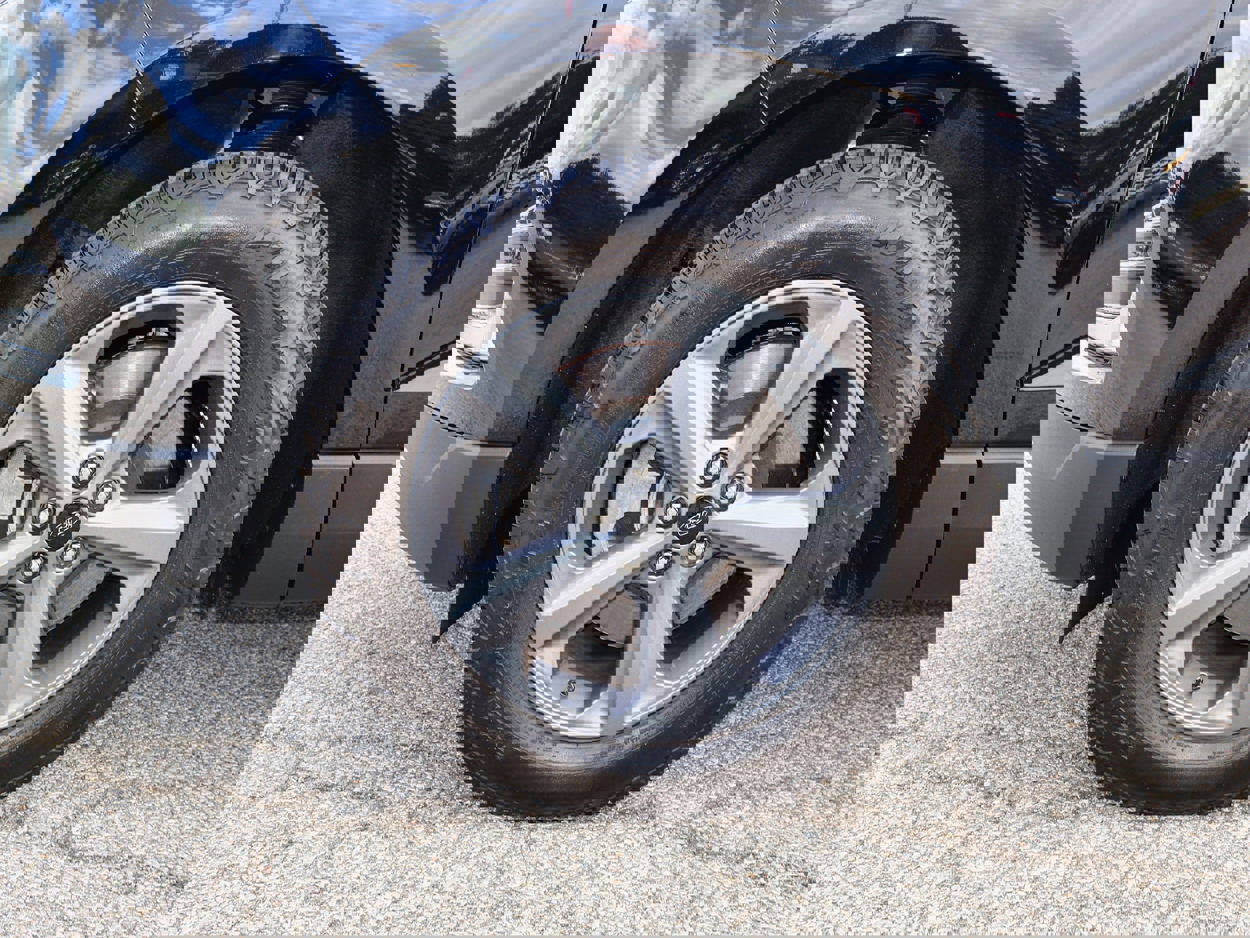 Used 2022 Ford Edge SEL w/ Sport Appearance Package image 32