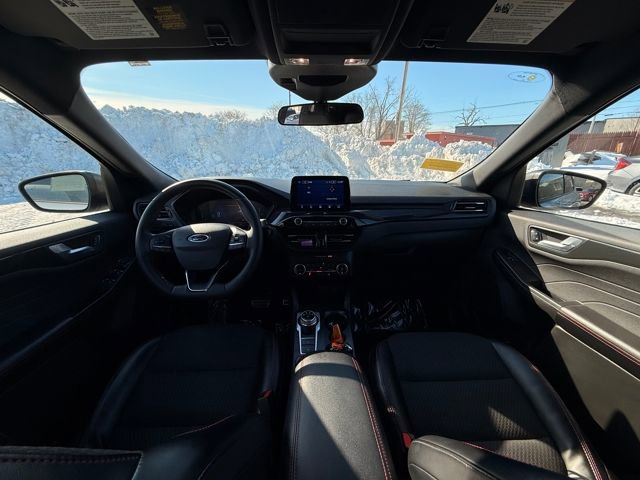 Used 2023 Ford Escape ST-Line image 17