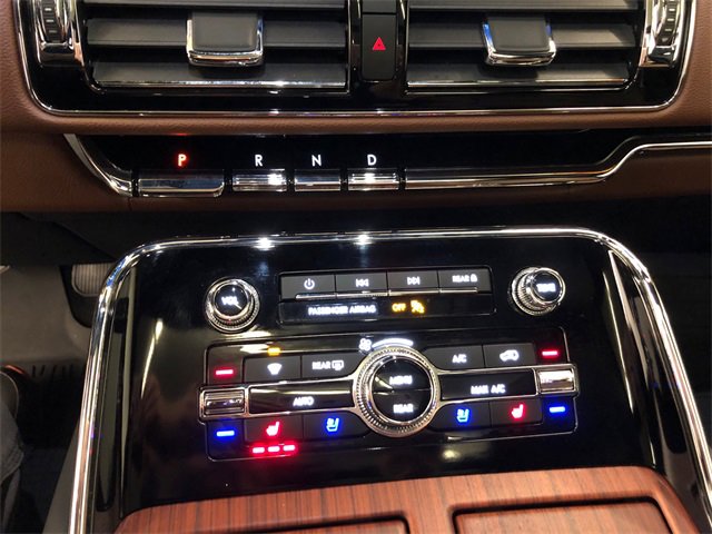 Used 2024 Lincoln Navigator L Reserve image 25