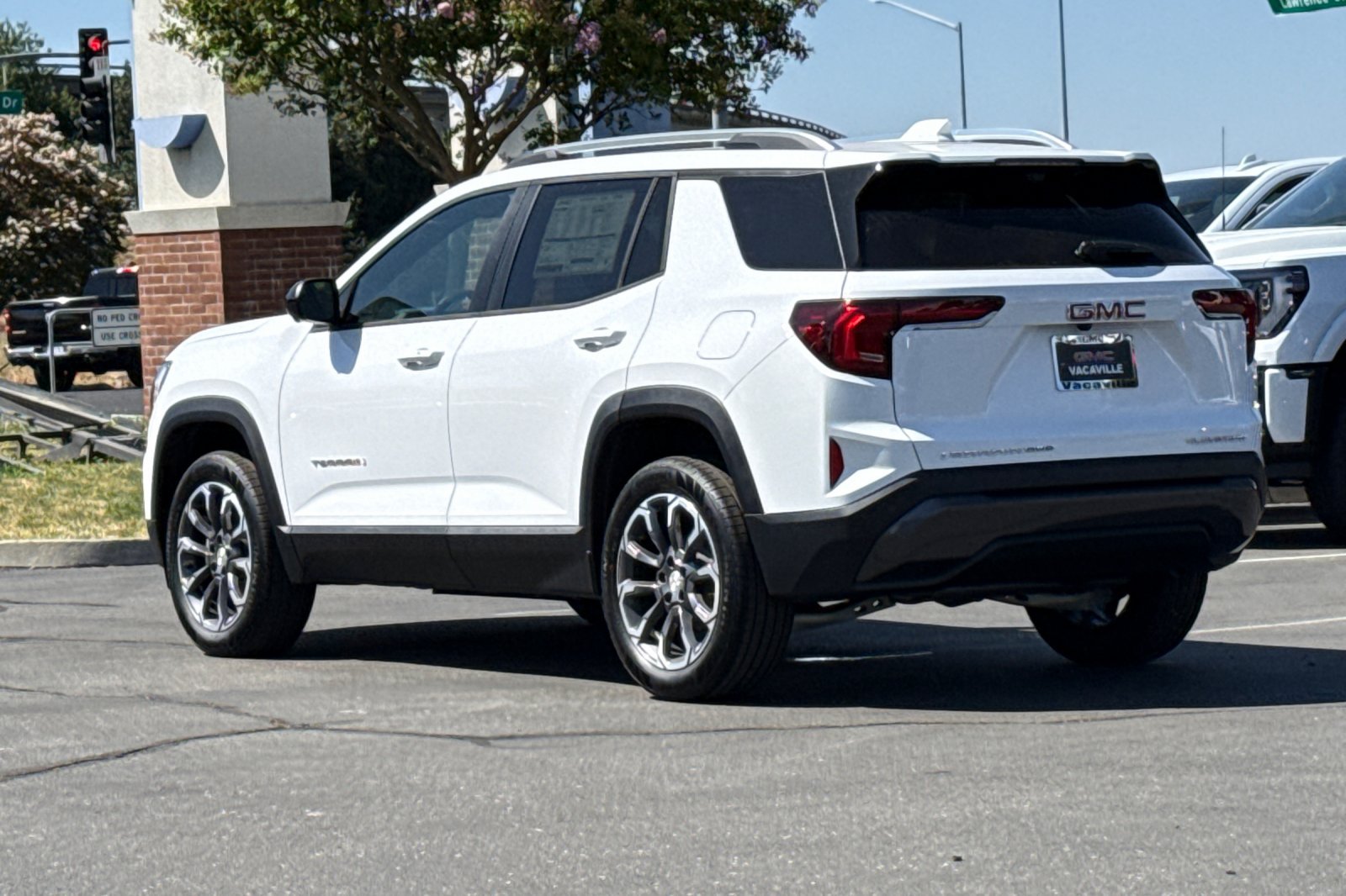New 2026 GMC Terrain Elevation w/ Elevation Premium Package AWD/4WD image 7