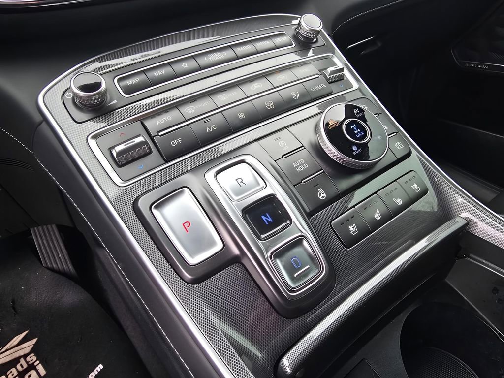 Used 2022 Hyundai Santa Fe Calligraphy image 17