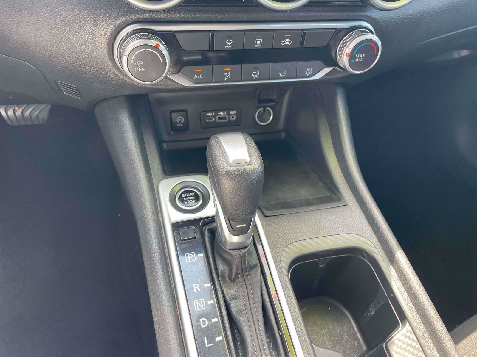 Used 2024 Nissan Sentra SV FWD image 14