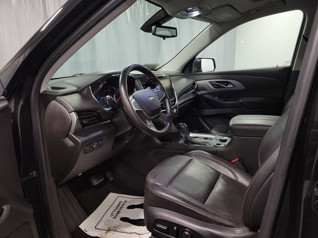Used 2018 Chevrolet Traverse LT image 13
