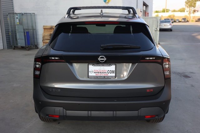 New 2025 Nissan Kicks SR image 5
