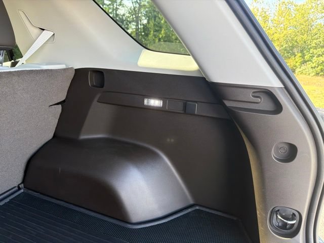 New 2027 GMC Terrain Denali w/ LPO, Floor Liner Package AWD/4WD image 36