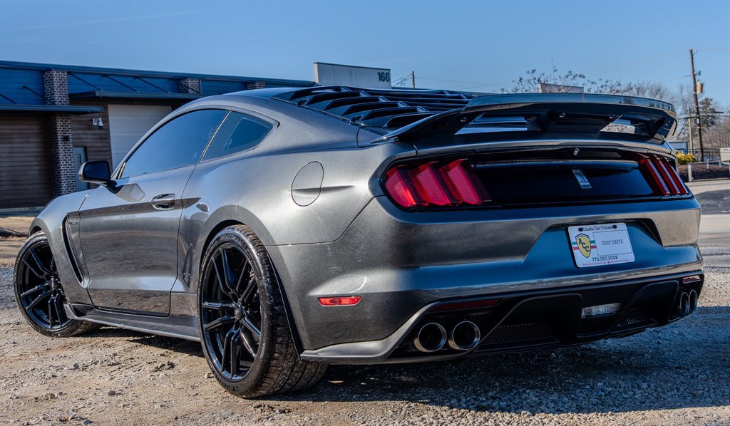 Used 2016 Ford Mustang Shelby GT350 w/ Track Package image 3
