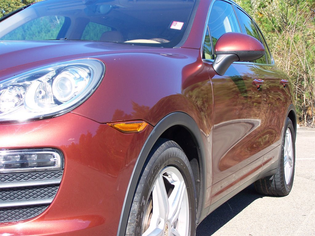 Used 2012 Porsche Cayenne S image 12