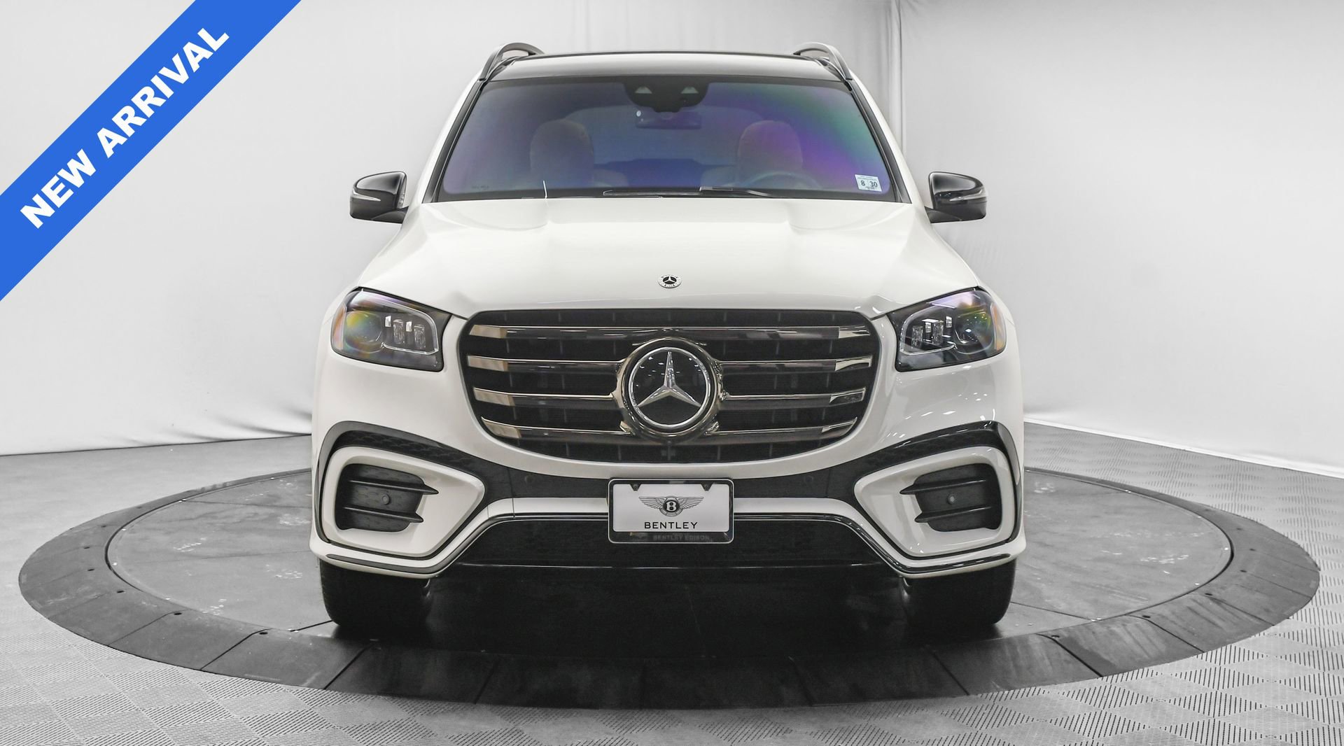 Used 2025 Mercedes-Benz GLS 450 4MATIC image 2
