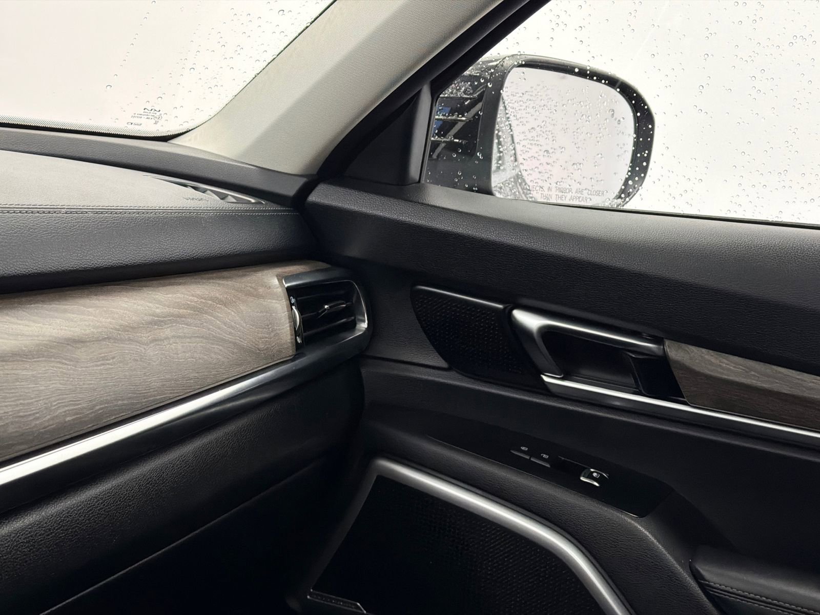 Used 2022 Kia Telluride EX image 32