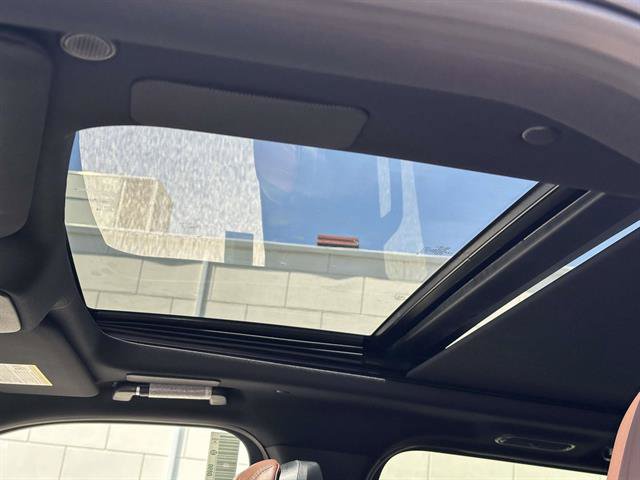 New 2027 Lincoln Navigator L Reserve AWD/4WD image 13