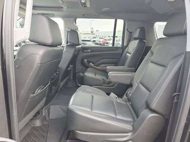 Used 2020 Chevrolet Suburban Premier w/ Premier 6.2L Value Package image 10